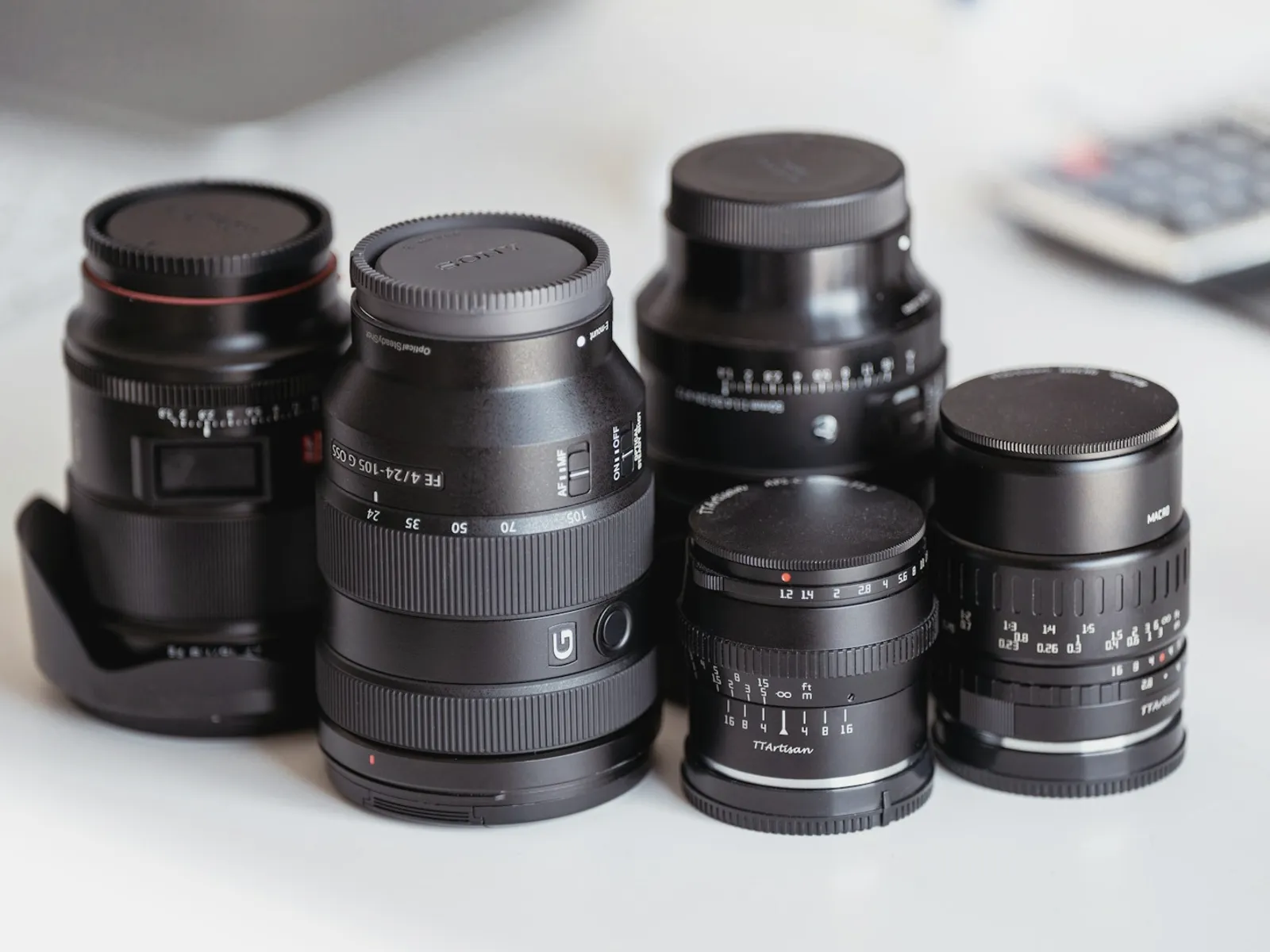 עדשת סינמה 24mm T1.5 עם גיר פוקוס