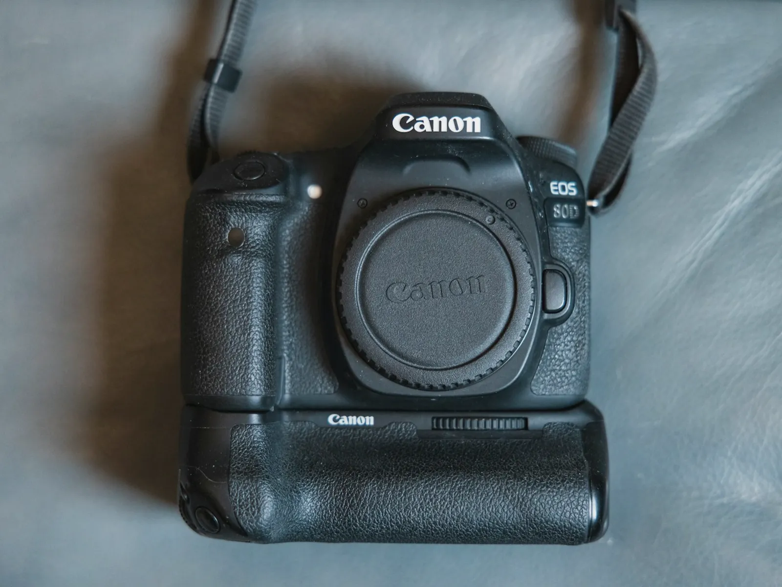 Canon EOS 80D גוף בלבד